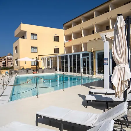 Hotel Miralonga-3