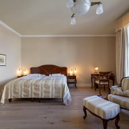 Hotel Miramar-3