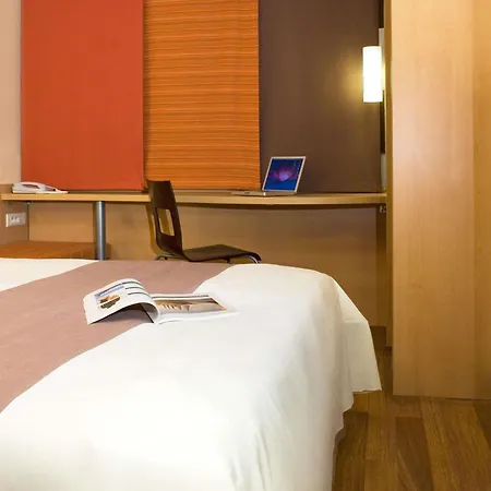 Ibis Carlisle City Centre-3