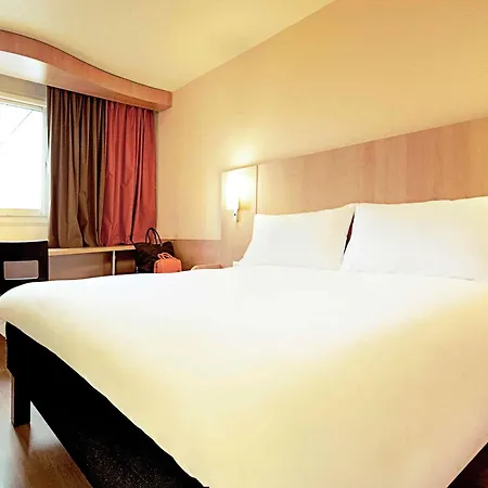 Ibis Carlisle City Centre-2