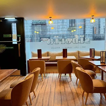 Siberia Bar & Hotel-2