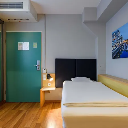 Ibis Koeln Frechen-3