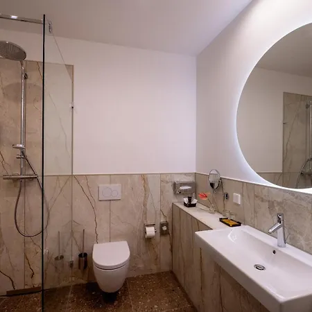 Hotel Aquino Berlin-3