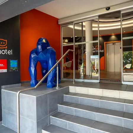 Comfort Hotel Clermont Saint Jacques-3
