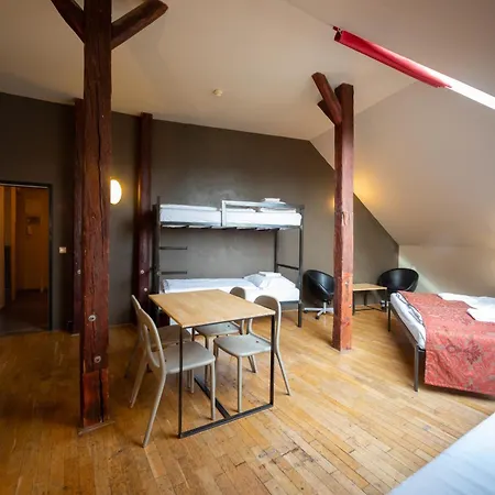 Czech Inn-2