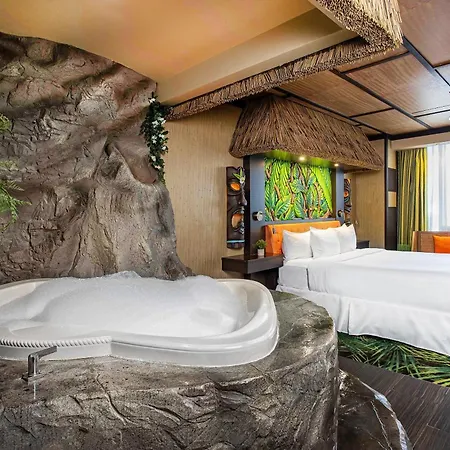 Fantasyland Hotel-3