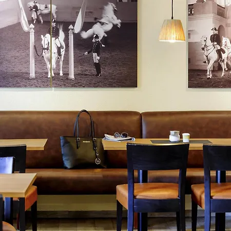 Ibis Wien City-2