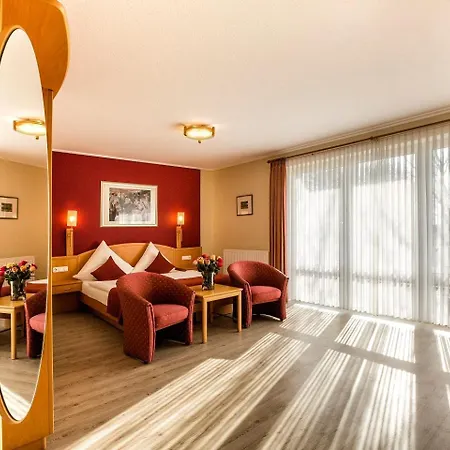 Hotel Neuwarft-3