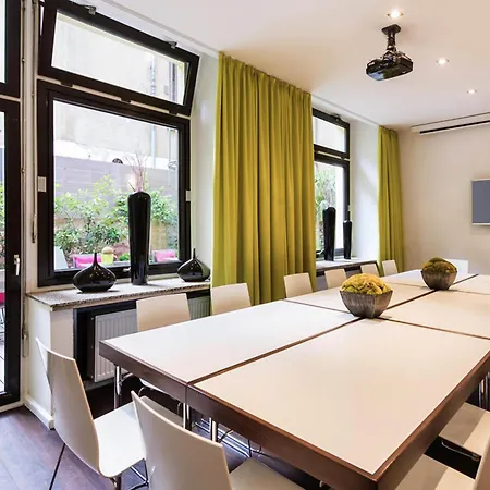 Ibis Styles Frankfurt City-2