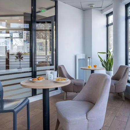 Comfort Aparthotel Les Hauts D'Annecy-2