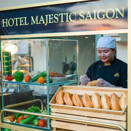 Hotel Majestic Saigon-2