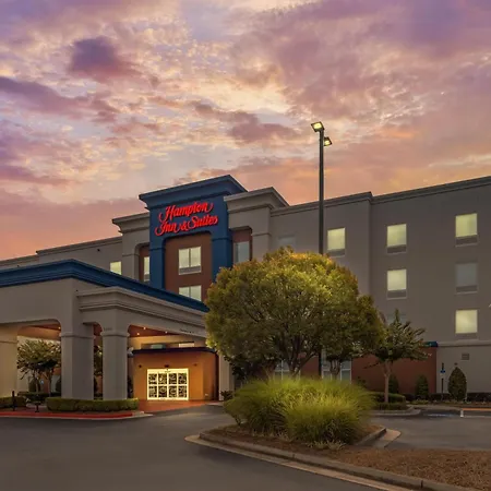 Hampton Inn & Suites Atlanta Airport West Camp Creek Pkwy-2