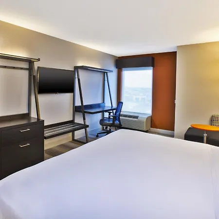 Holiday Inn Express & Suites Chicago-Midway Airport By Ihg-3