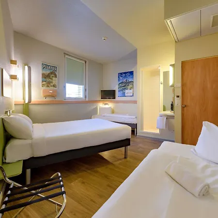 Ibis Budget Hotel Luzern City-3