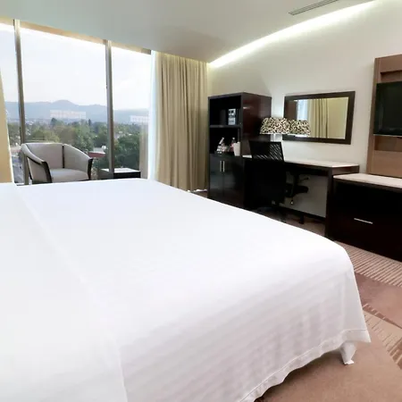 Holiday Inn Hotel&Suites Mexico Medica Sur by IHG-3
