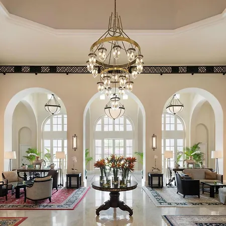 Raffles Hotel Le Royal-2