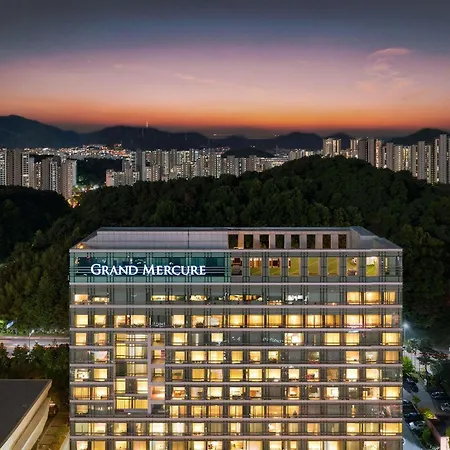 Grand Mercure Ambassador Changwon-2