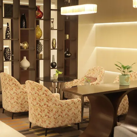 Holiday Inn Mumbai International Airport By Ihg-3