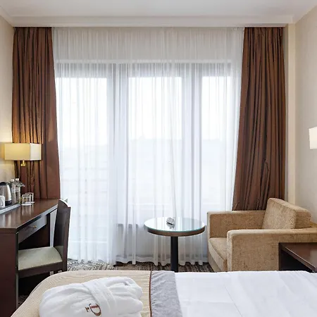 Premier Hotel Dnister-2