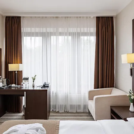 Premier Hotel Dnister-2