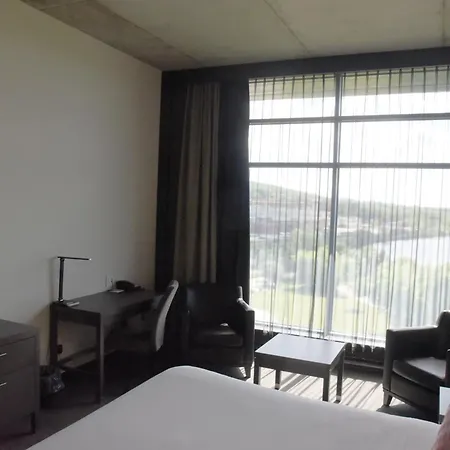 Grand Hotel Times Sherbrooke-2