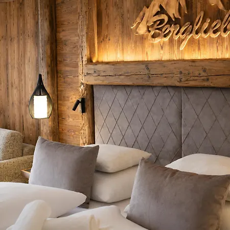 Hotel Bergkristall-2