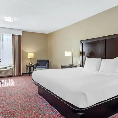 Comfort Inn & Suites North Charleston - Northwoods-2
