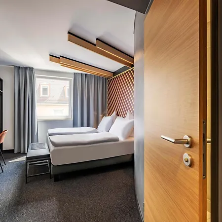 B&B Hotel Nuernberg-City-3