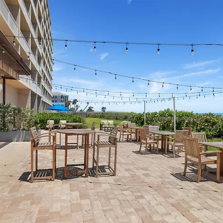 Doubletree Suites By Hilton Melbourne Beach Oceanfront-3