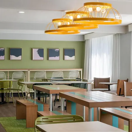 Spark By Hilton Watertown, Ny-2
