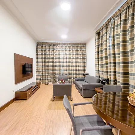 Downtown Plaza Hotel Apartment Pet Friendly-3