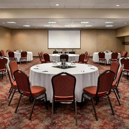 Delta Hotels By Marriott Sault Ste. Marie Waterfront-2
