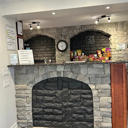 Sage Inn Merritt Bc-3