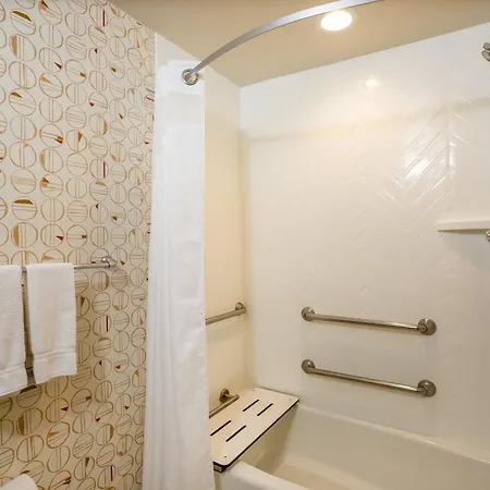 Holiday Inn - Gulfport-Airport By Ihg-2