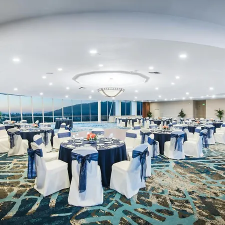 Crowne Plaza Ventura Beach By Ihg-3