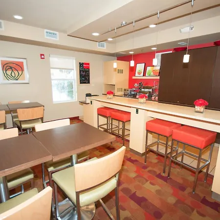 Towneplace Suites Columbus Airport Gahanna-2