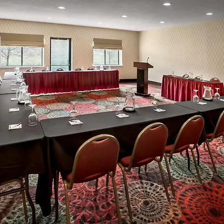 Holiday Inn Express & Suites East Greenbush Albany-Skyline By Ihg-2