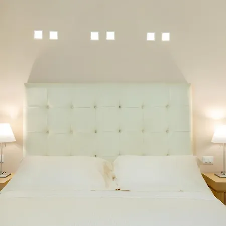 Palazzo Brunaccini Boutique Hotel-2