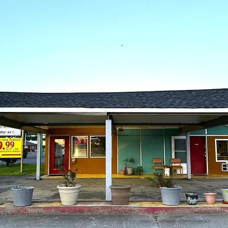 Gray Plaza Motel Benton Rend Lake I-57-3