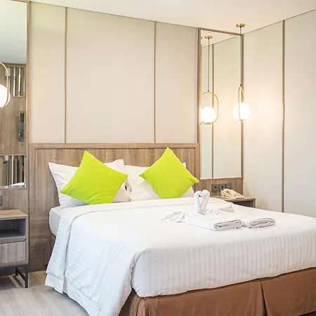 Grand Tropic Suites Hotel-2