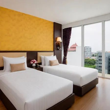 Aiyara Grand Hotel-2