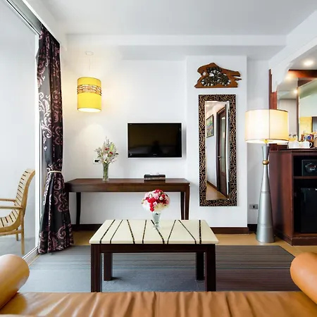 Aiyara Grand Hotel-2