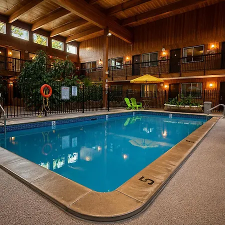 Super 8 By Wyndham Prince George-2