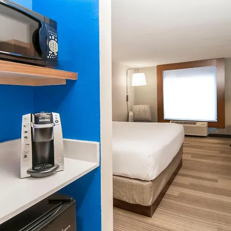 Holiday Inn Express & Suites Plano West - Frisco By Ihg-3