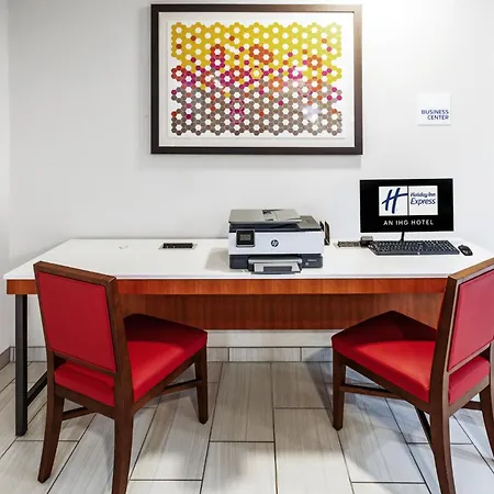 Holiday Inn Express & Suites - Laredo-Event Center Area By Ihg-3
