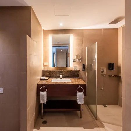 Widus Hotel Clark-3