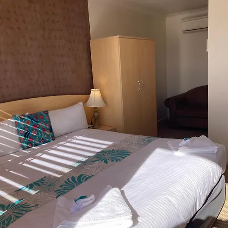 Country Plaza Motel Taree-3