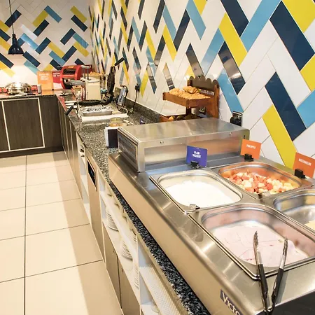 Hampton By Hilton London Croydon-3