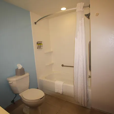 Holiday Inn Express Hotel & Suites Charleston - North By Ihg-3