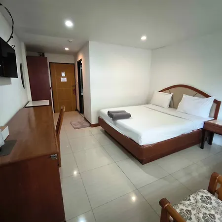 At Bangkok Hotel-3
